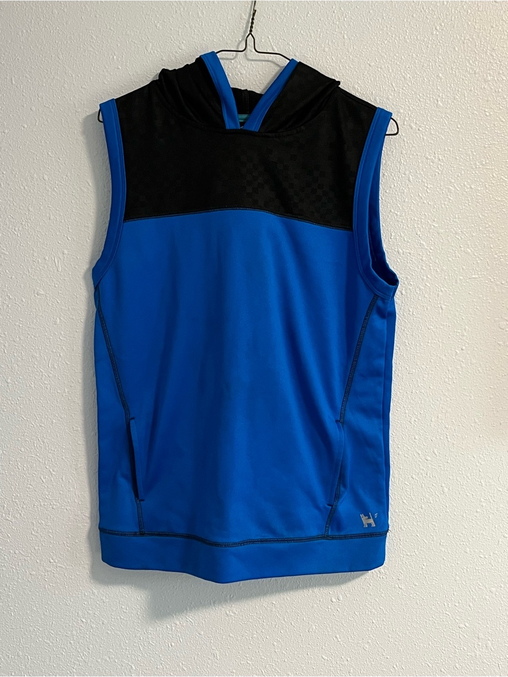 Mambo Australia Kids Sleeveless Hoodie Side Pockets Size XL (18)